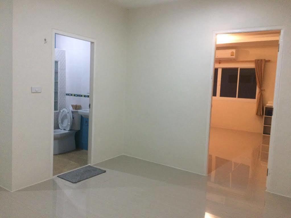 Nadee resort Udon Thani Buitenkant foto