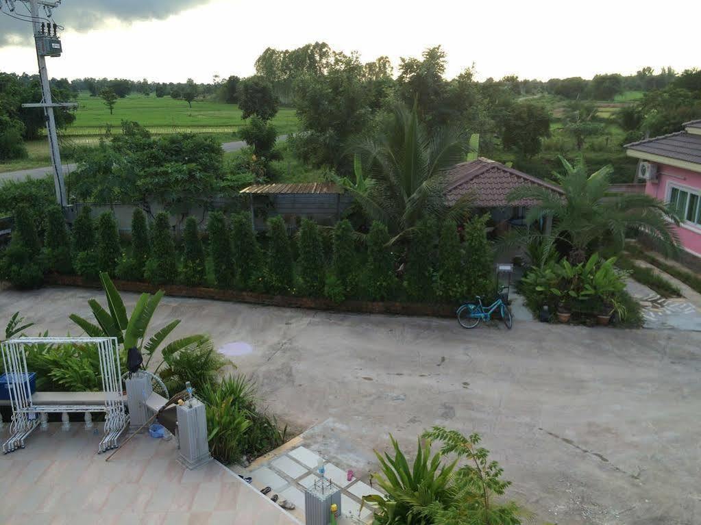Nadee resort Udon Thani Buitenkant foto