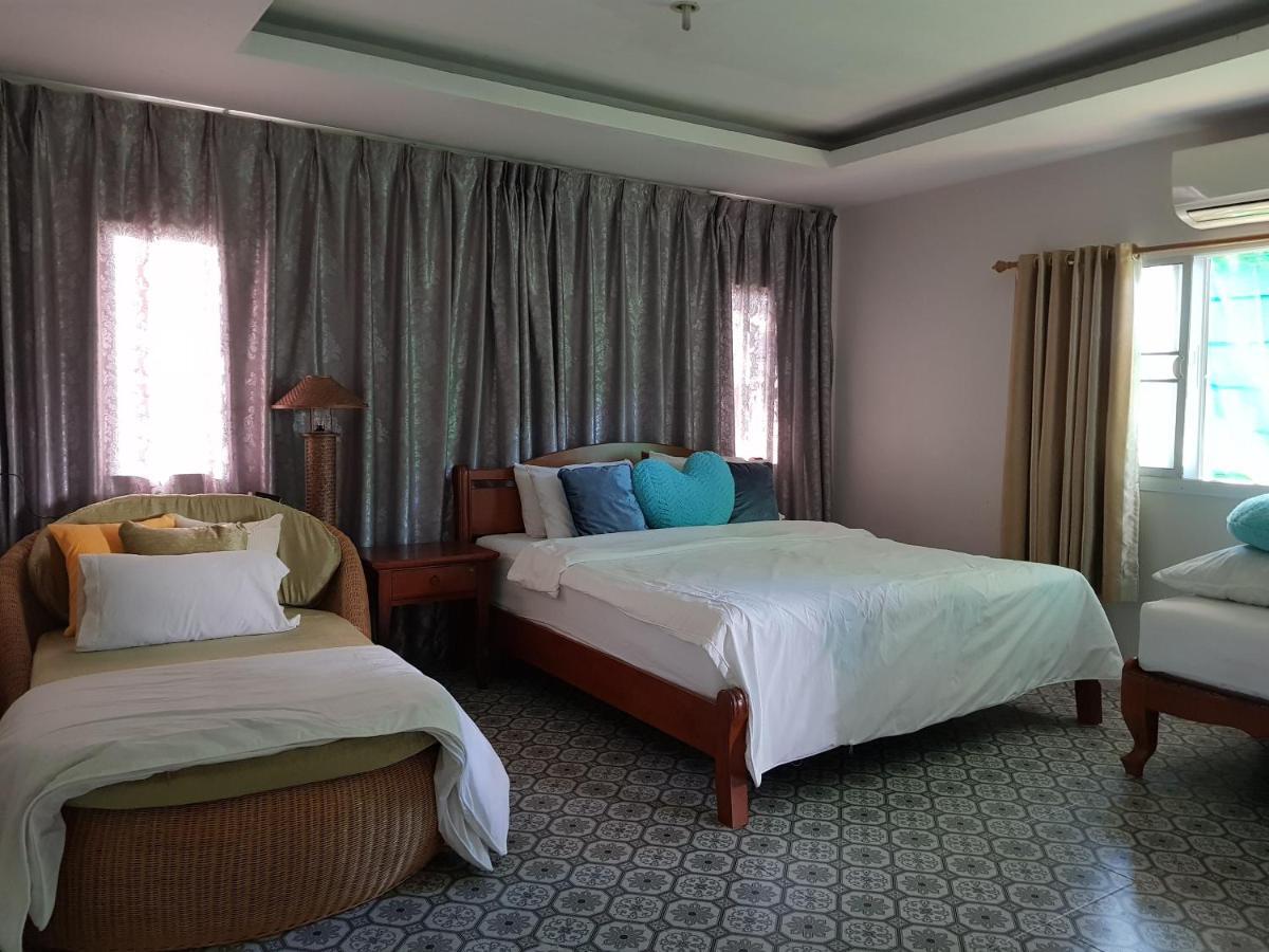 Nadee resort Udon Thani Buitenkant foto